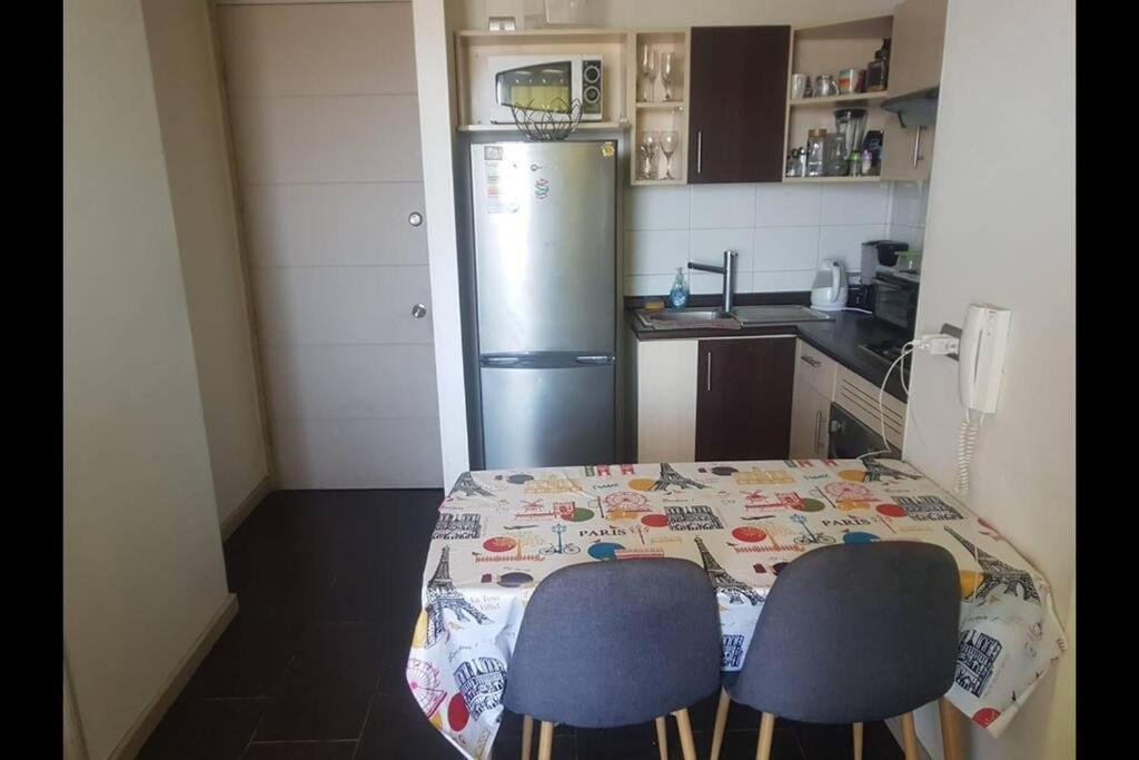 Comodo A Pasos Del Metro Apartamento
